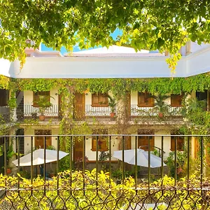 Hotel El Carmen